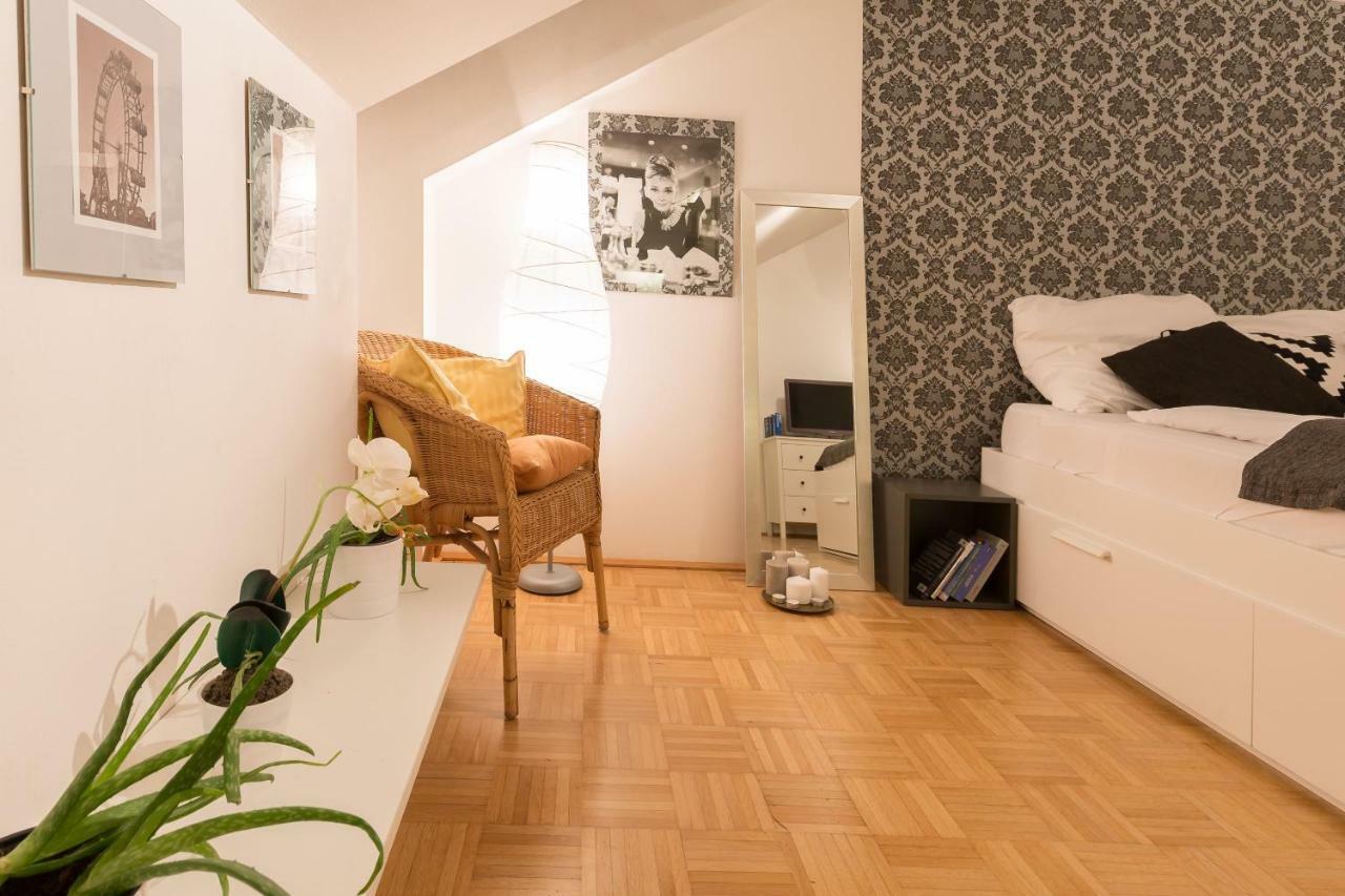 Studio Vienna Central Station Dış mekan fotoğraf